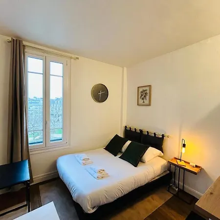 Apartment La Briand - Hypercentre Reims